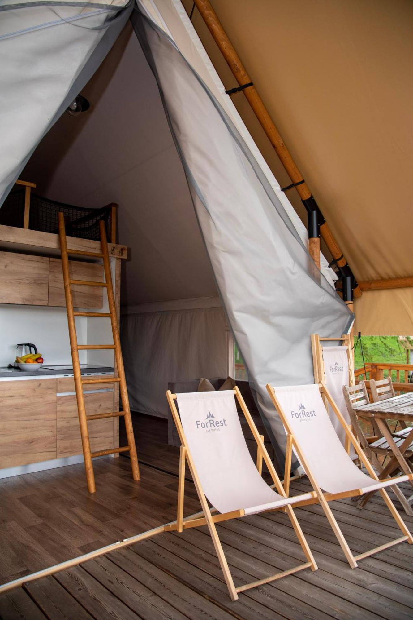 Forrest Glamping Hotel Banská Štiavnica Екстериор снимка