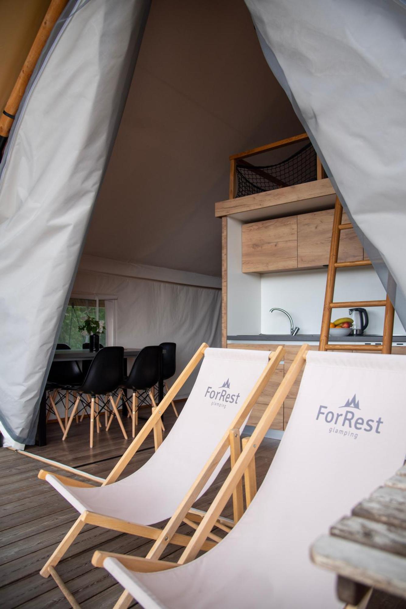 Forrest Glamping Hotel Banská Štiavnica Екстериор снимка