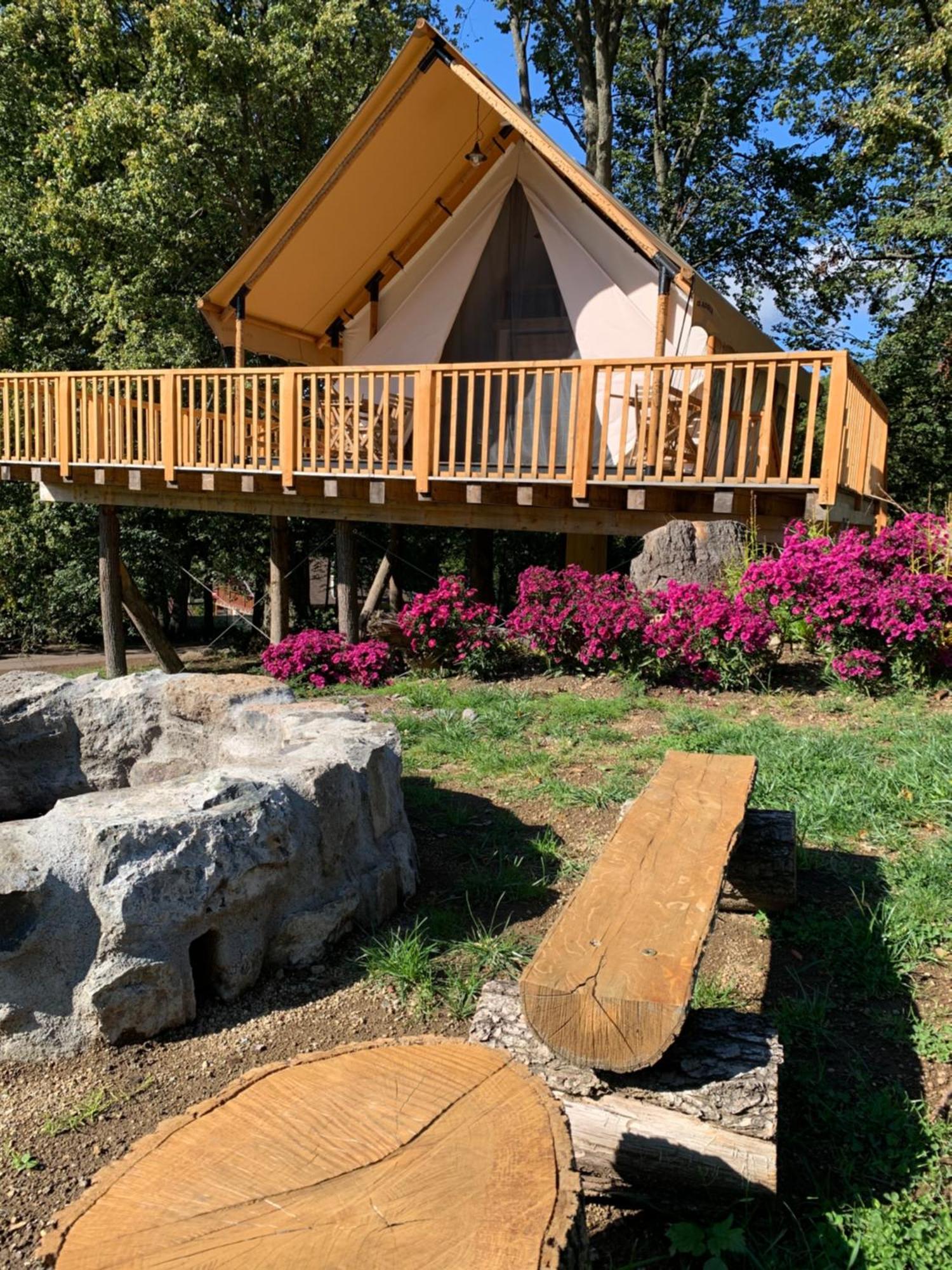 Forrest Glamping Hotel Banská Štiavnica Екстериор снимка
