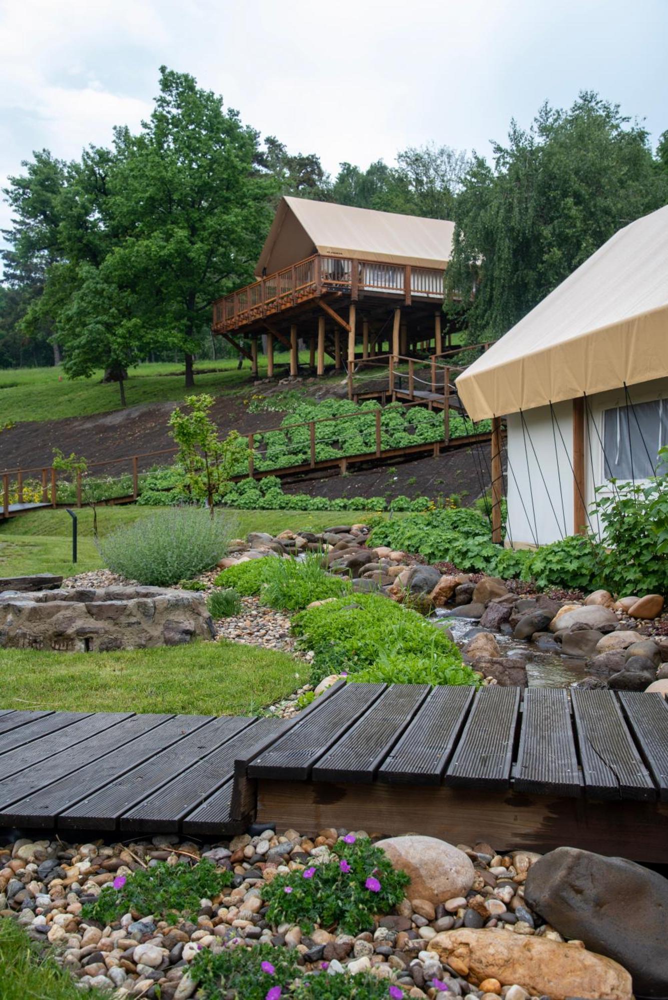 Forrest Glamping Hotel Banská Štiavnica Екстериор снимка