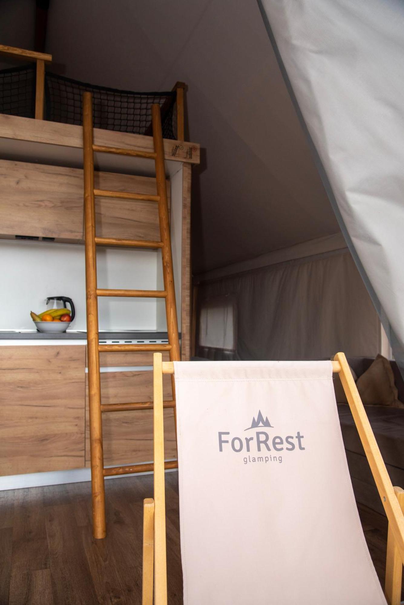 Forrest Glamping Hotel Banská Štiavnica Екстериор снимка
