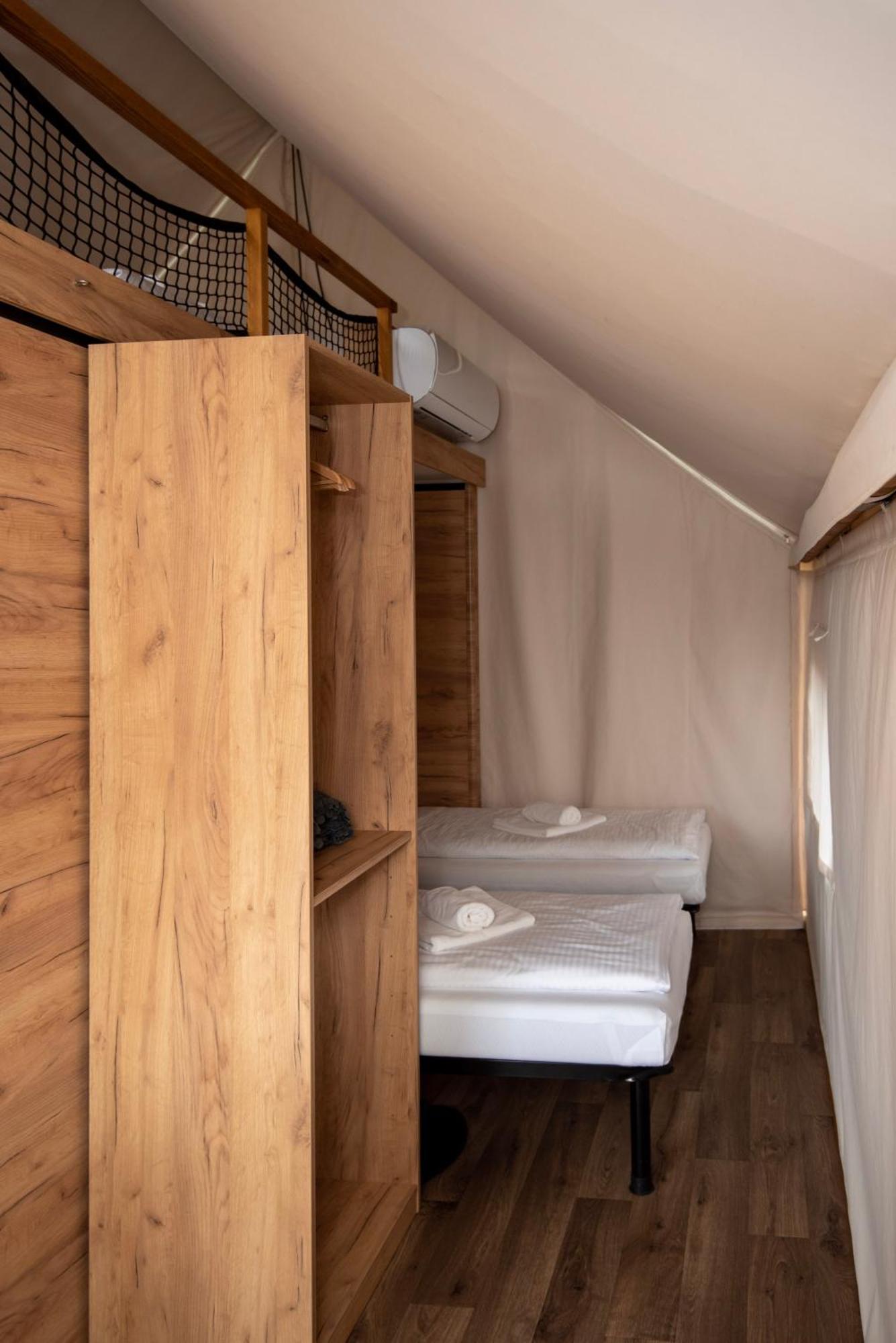 Forrest Glamping Hotel Banská Štiavnica Екстериор снимка