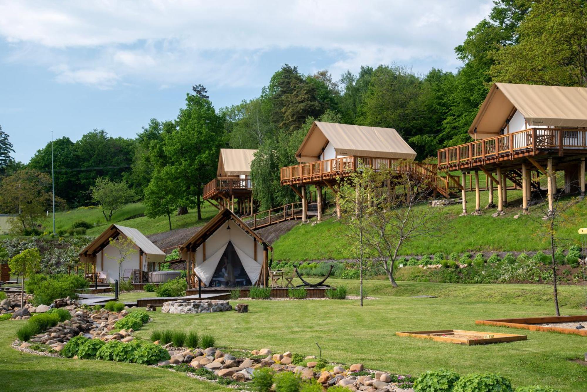 Forrest Glamping Hotel Banská Štiavnica Екстериор снимка