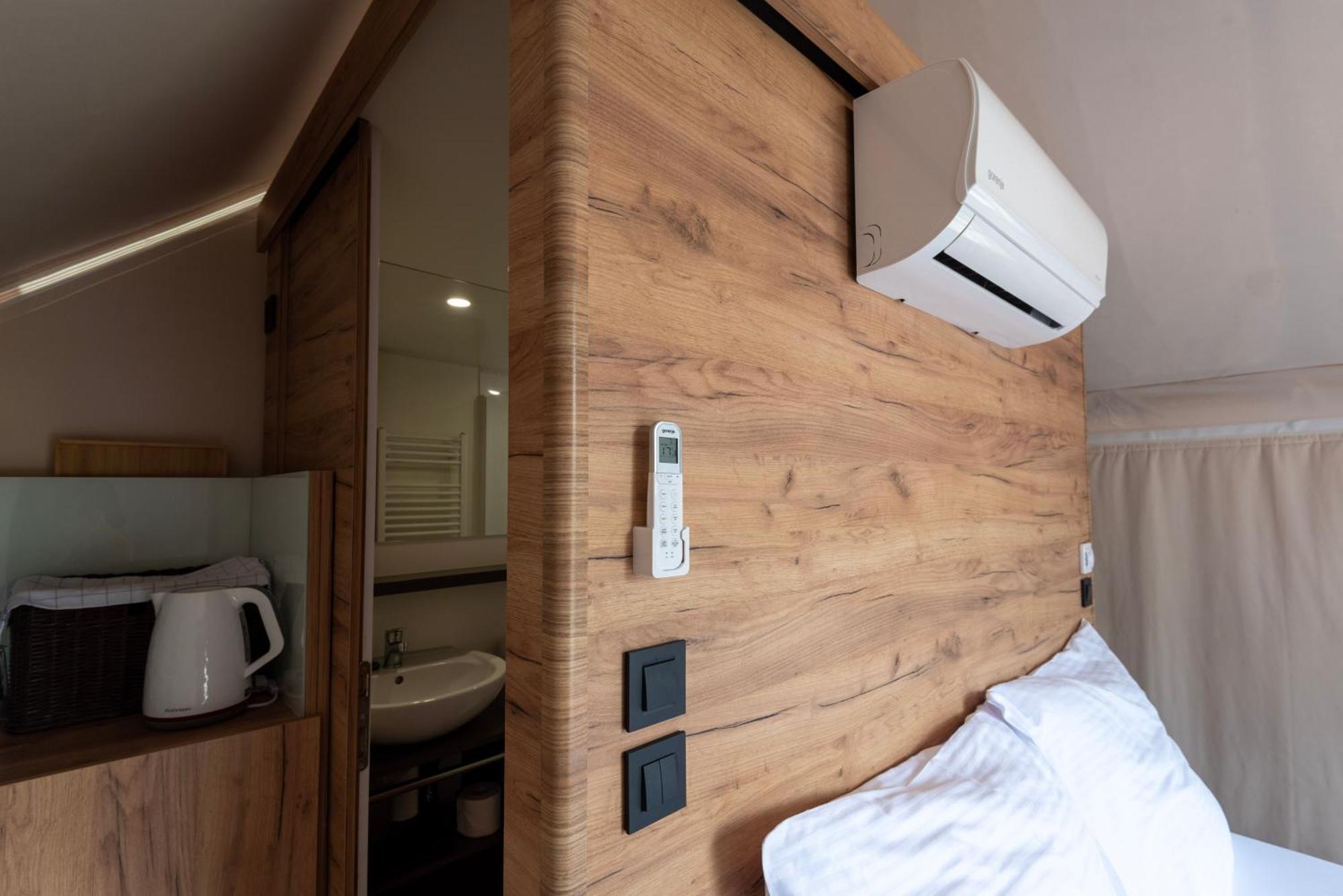 Forrest Glamping Hotel Banská Štiavnica Екстериор снимка