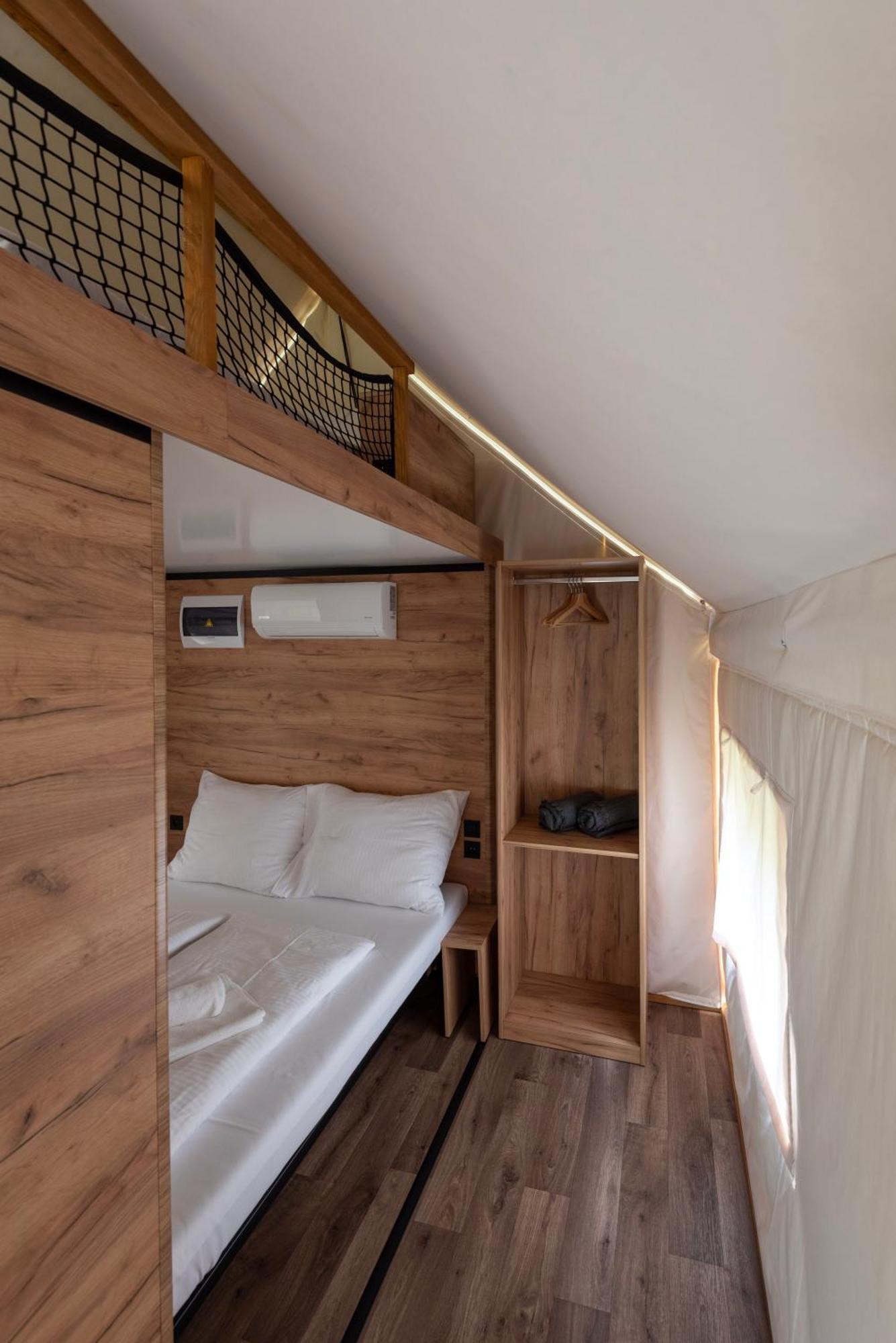 Forrest Glamping Hotel Banská Štiavnica Екстериор снимка