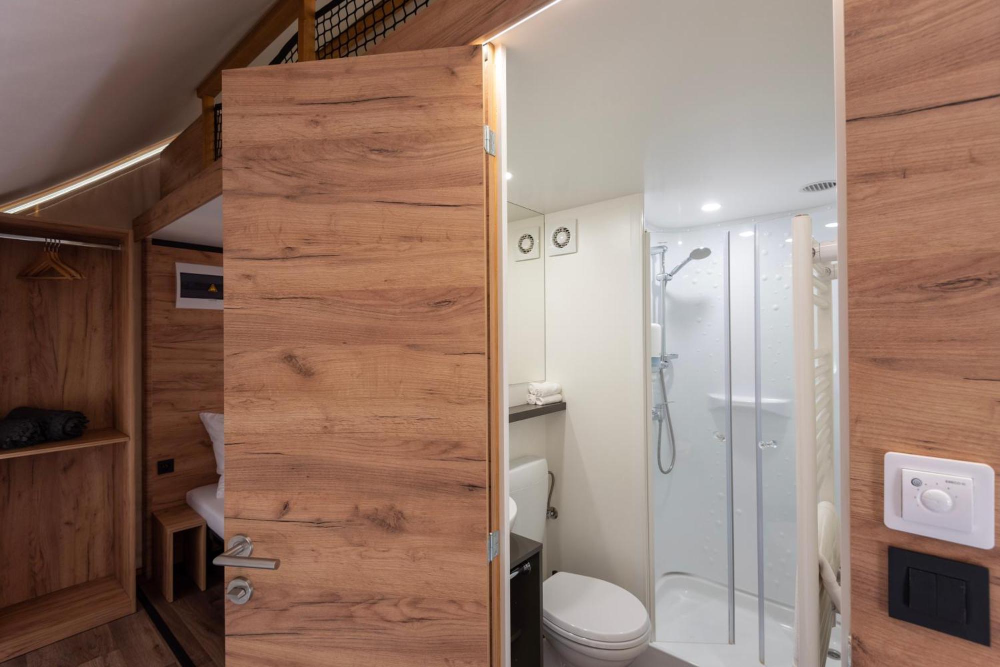 Forrest Glamping Hotel Banská Štiavnica Екстериор снимка