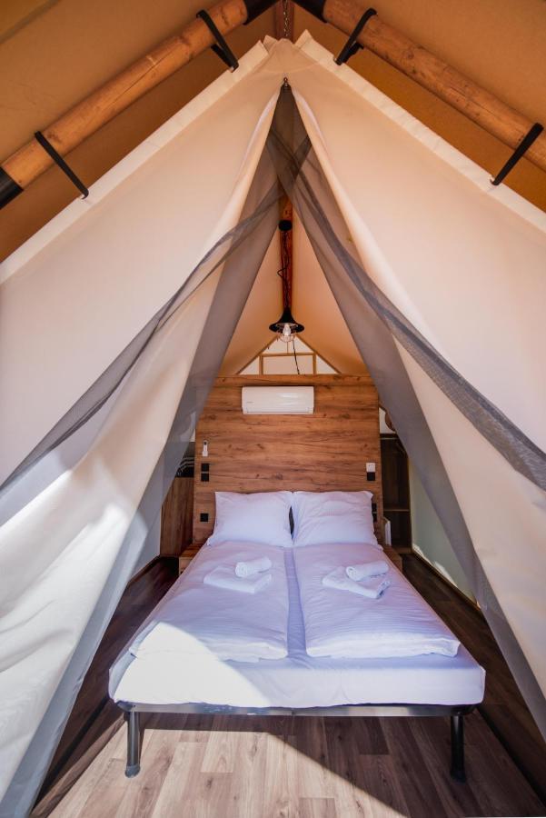 Forrest Glamping Hotel Banská Štiavnica Екстериор снимка